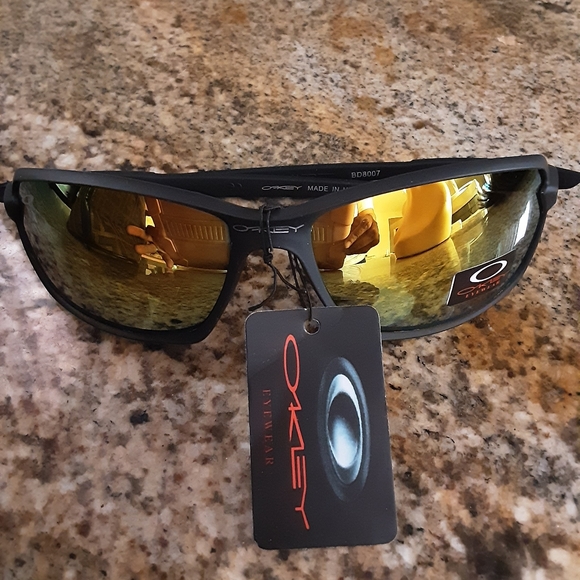 Sunglasses - Picture 3 of 3